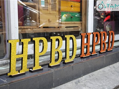 Chữ gỗ HPBD phủ kim tuyến